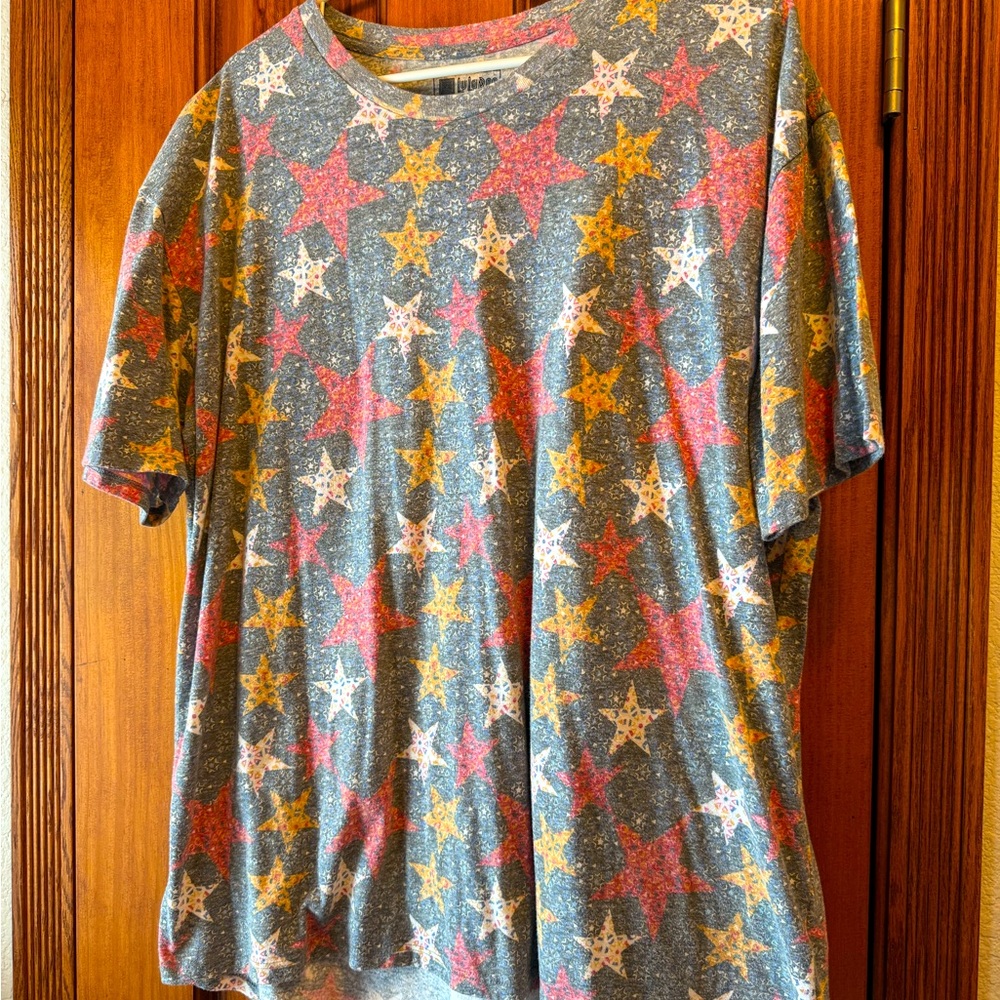 LuLaroe T-shirt XXL